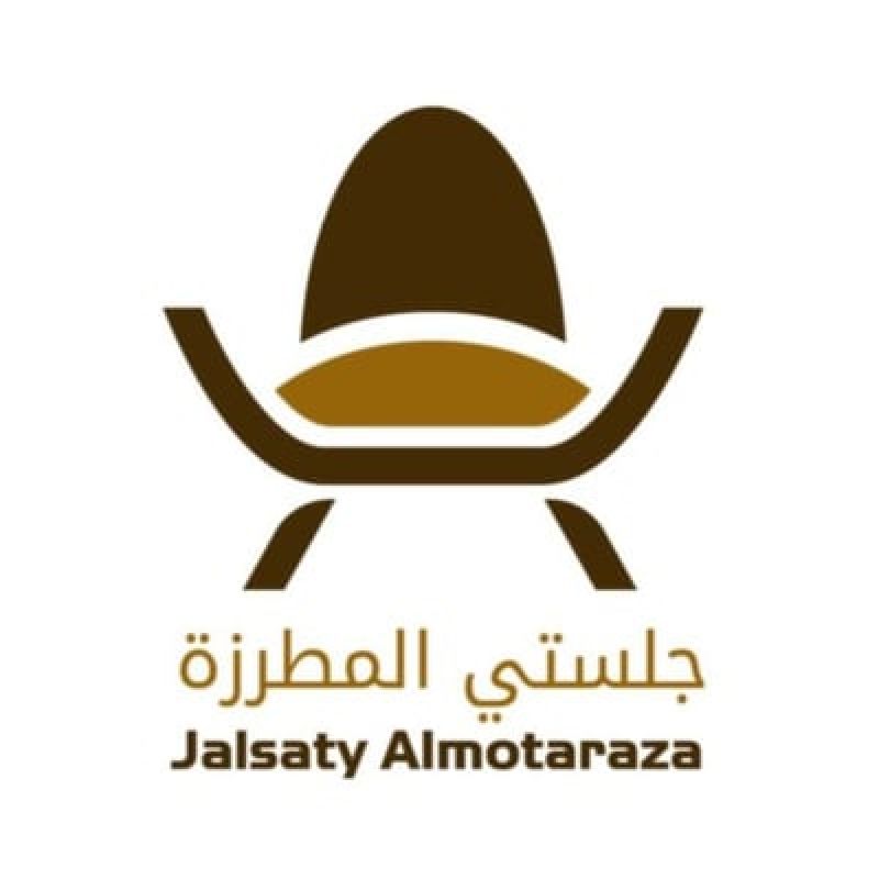 جلستي المطرزة للستائر